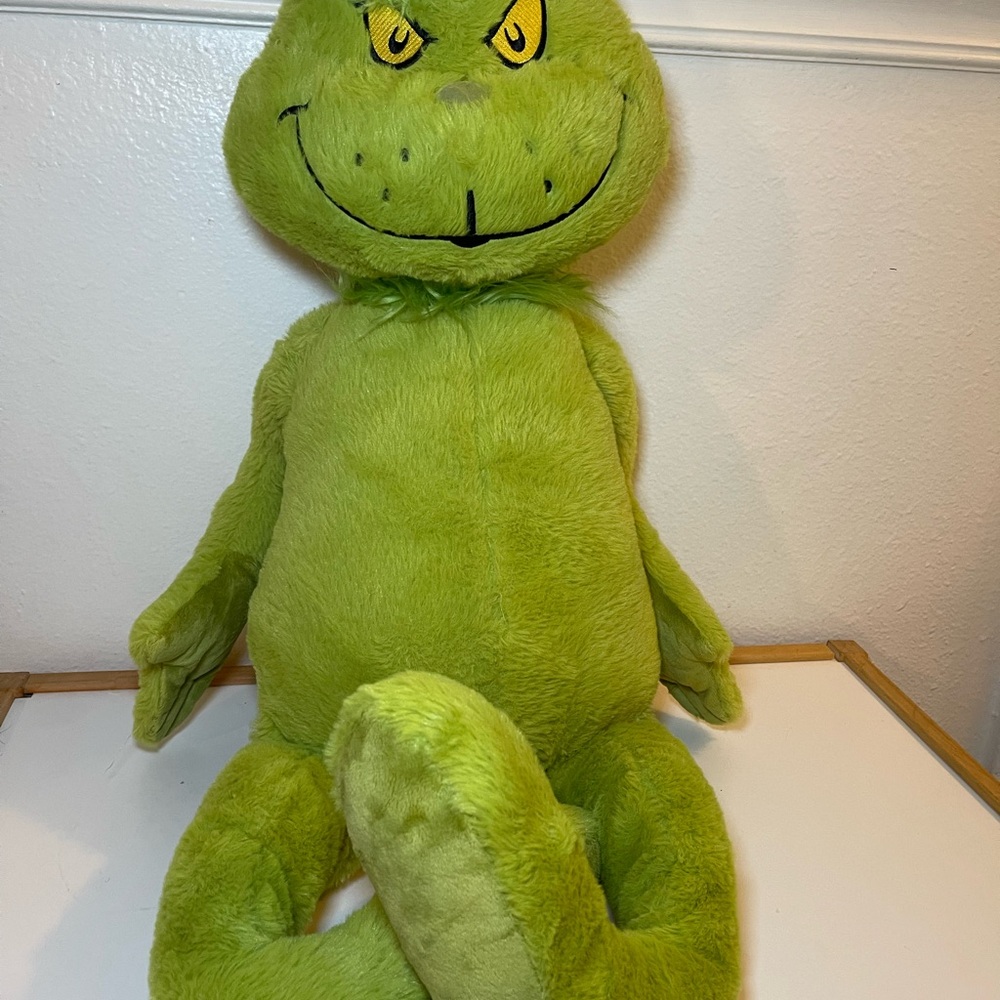 Aurora - X-Large Green Dr. Seuss - 33" Jumbo Grinch - Whimsical Stuffed Animal